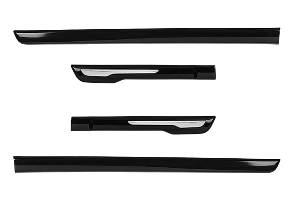 Body Side Moulding (Midnight Black with Chrome Insert) | New Celerio